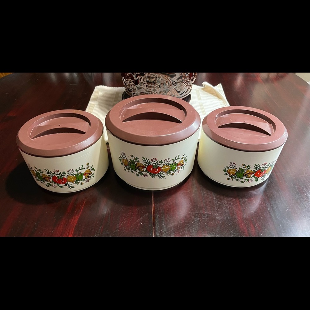 Vintage 70s Sterlite Spice O’ Life Plastic Canister Set Of 3